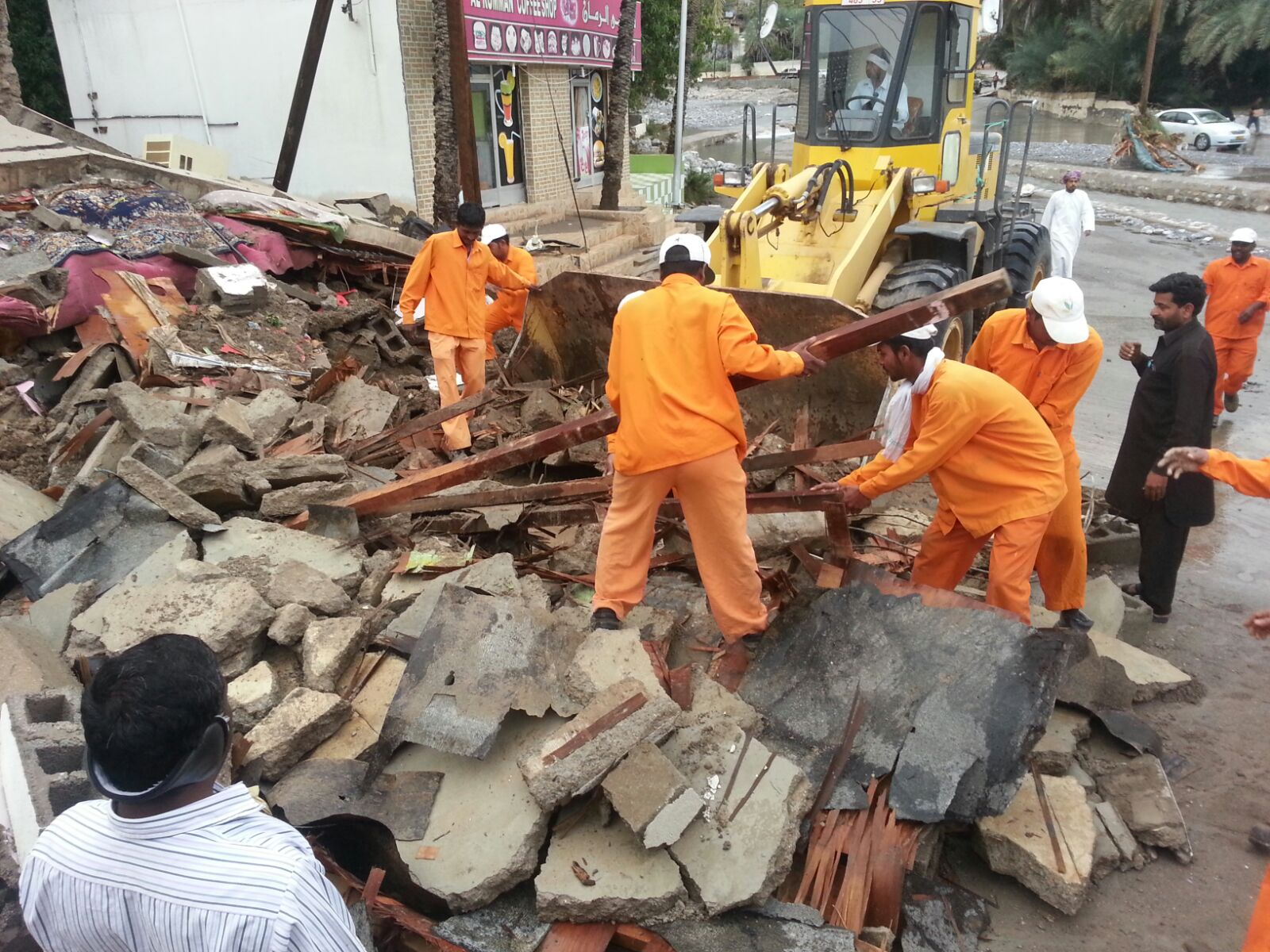Oman weather: Clean-up operations in full-swing in Nakhal