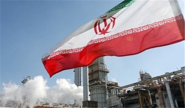 إيران ستنضم لمحادثات تجميد إنتاج النفط بعد وصول إنتاجها إلى 4 ملايين ب‭/‬ي