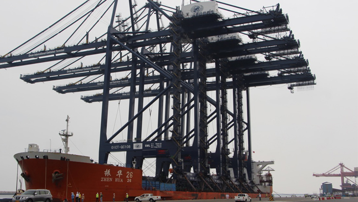 Post-Panamax cranes arrive at Sohar port