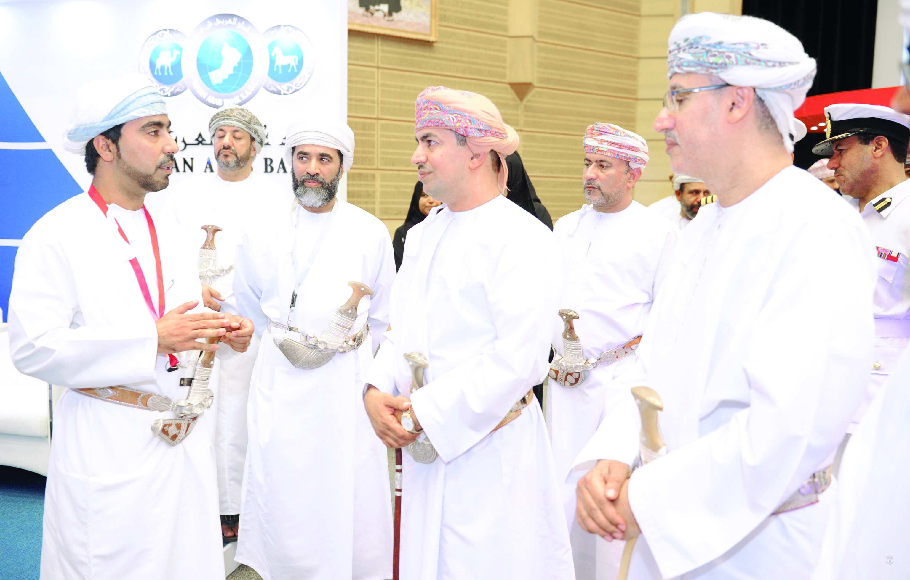 بنك عمان العربي يشارك في معرض فرص العمل والتدريب