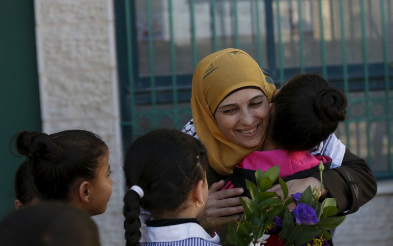 Palestinian wins $1 million Global Teacher Prize in Dubai