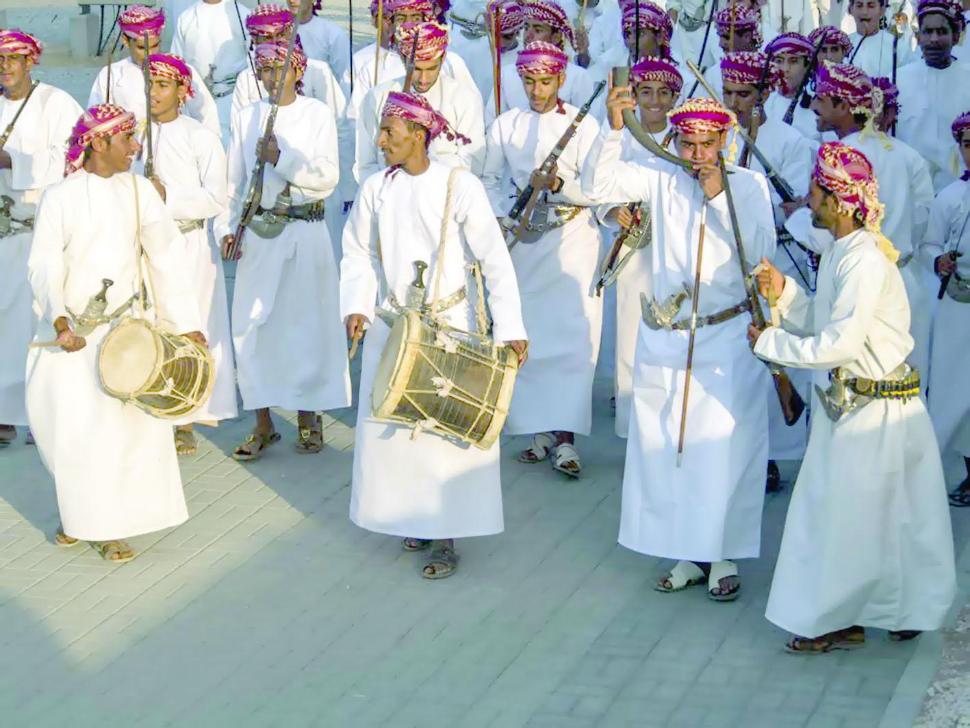 حصر الممارسين للموسيقى التقليدية العمانية