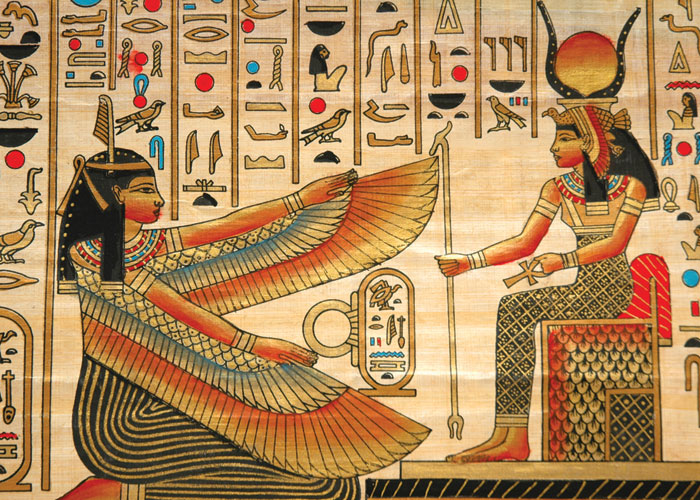 معالم فرعونية تؤرخ لمكانة المرأة في مصر القديمة