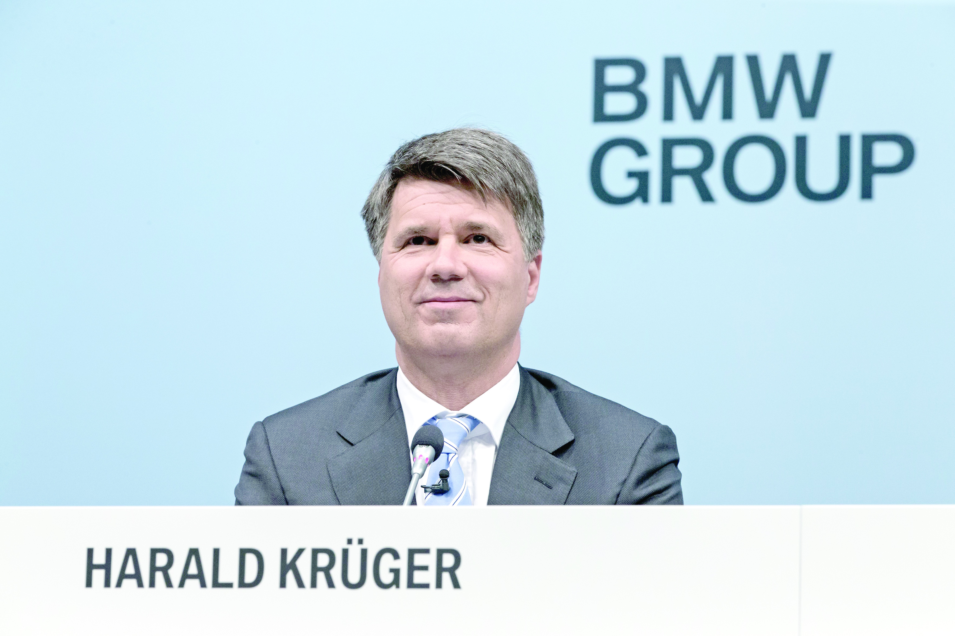 مجموعة BMW  تكشف عن استراتيجيتها الجديدة
