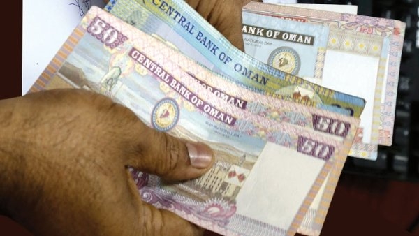 Clear pay structure can boost Oman's economy