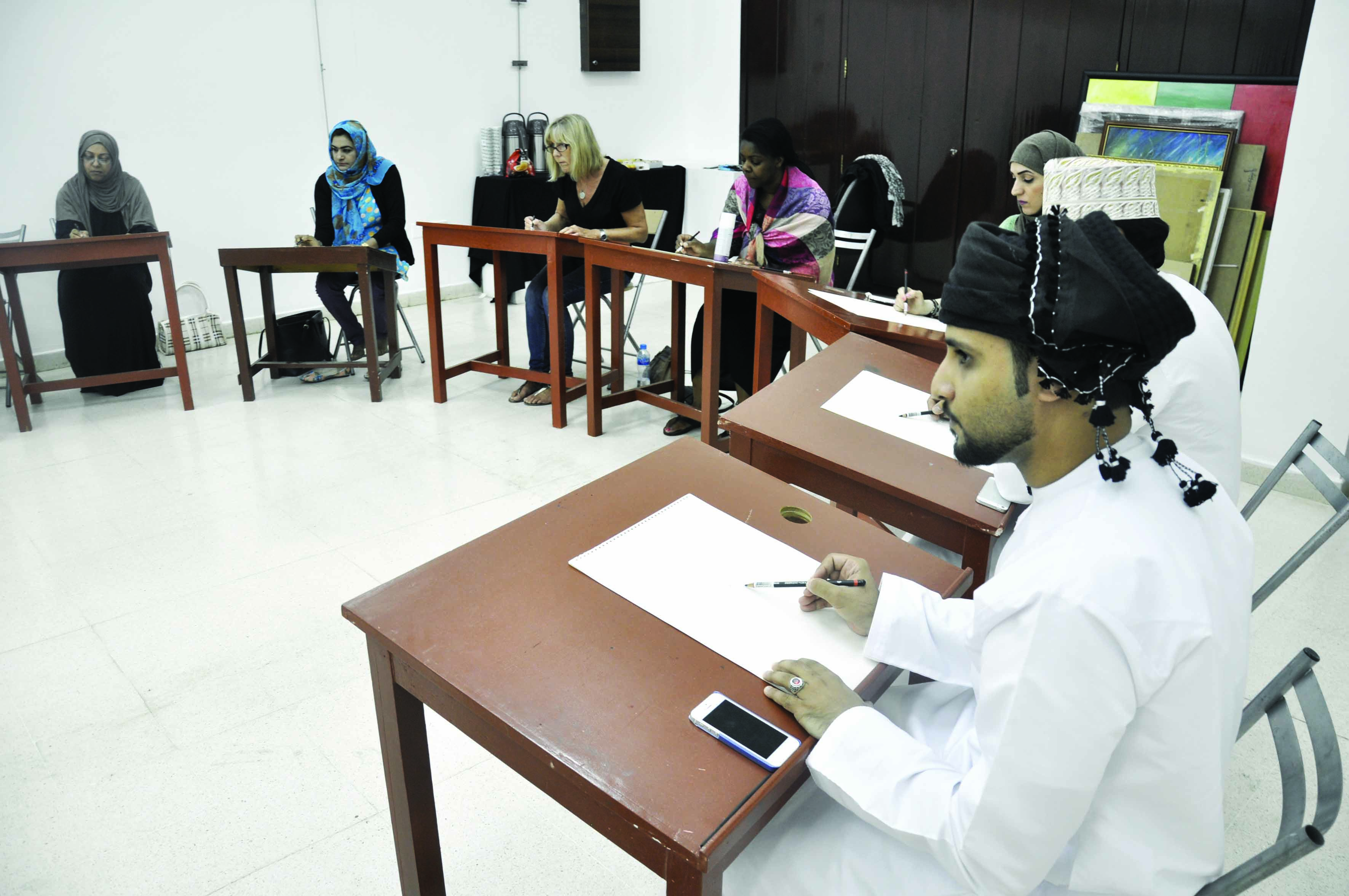 حلقة (شكسبير ) في الجمعية العمانية للفنون التشكيلية