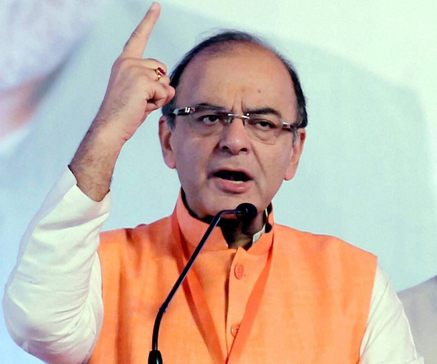 Jaitley attacks Rahul for sympathising with those who want to "break India"