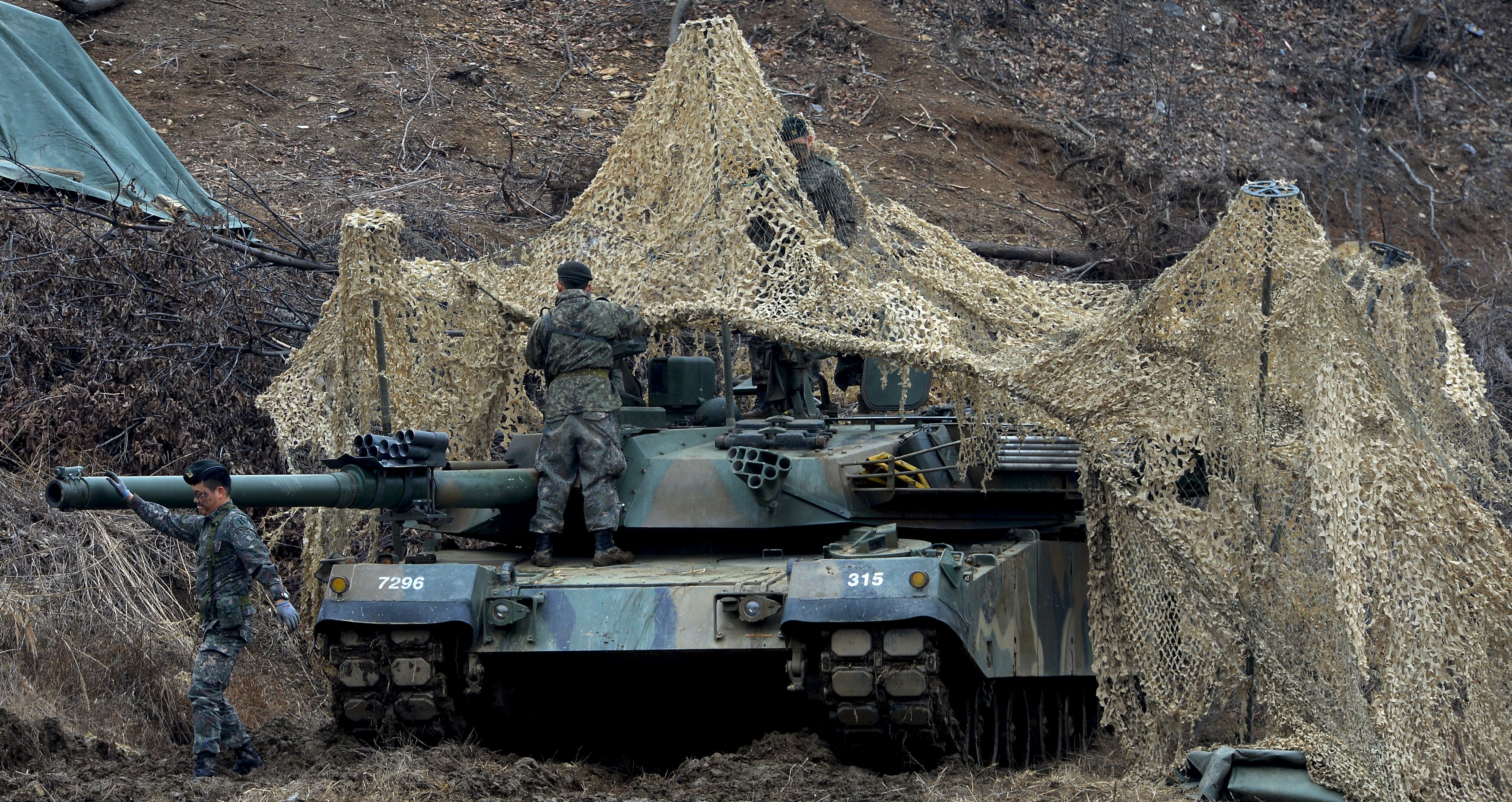 South Korea, US begin military exercises as North Korea threatens attack