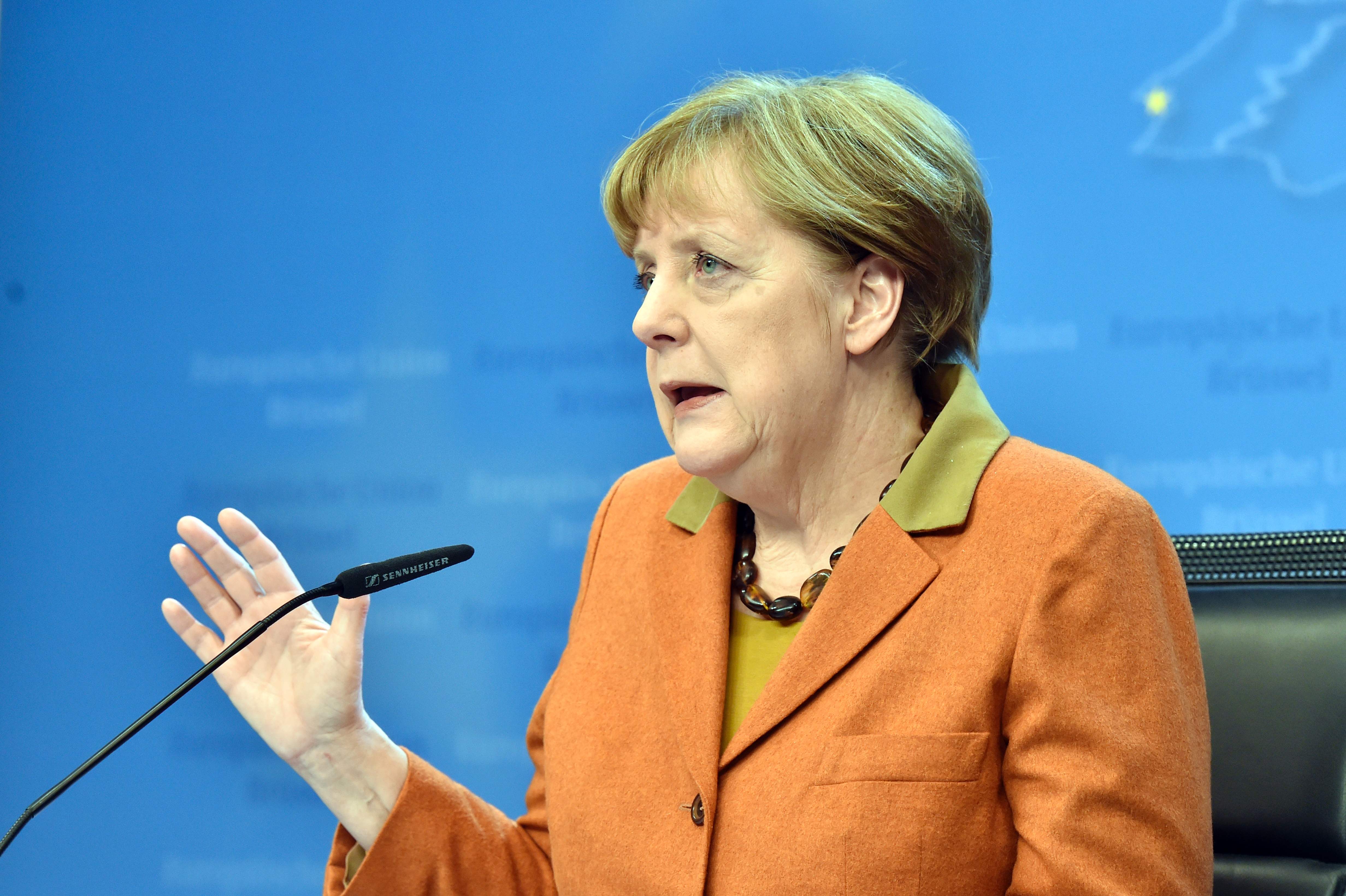 Merkel defends EU-Turkey draft deal ahead of state elections