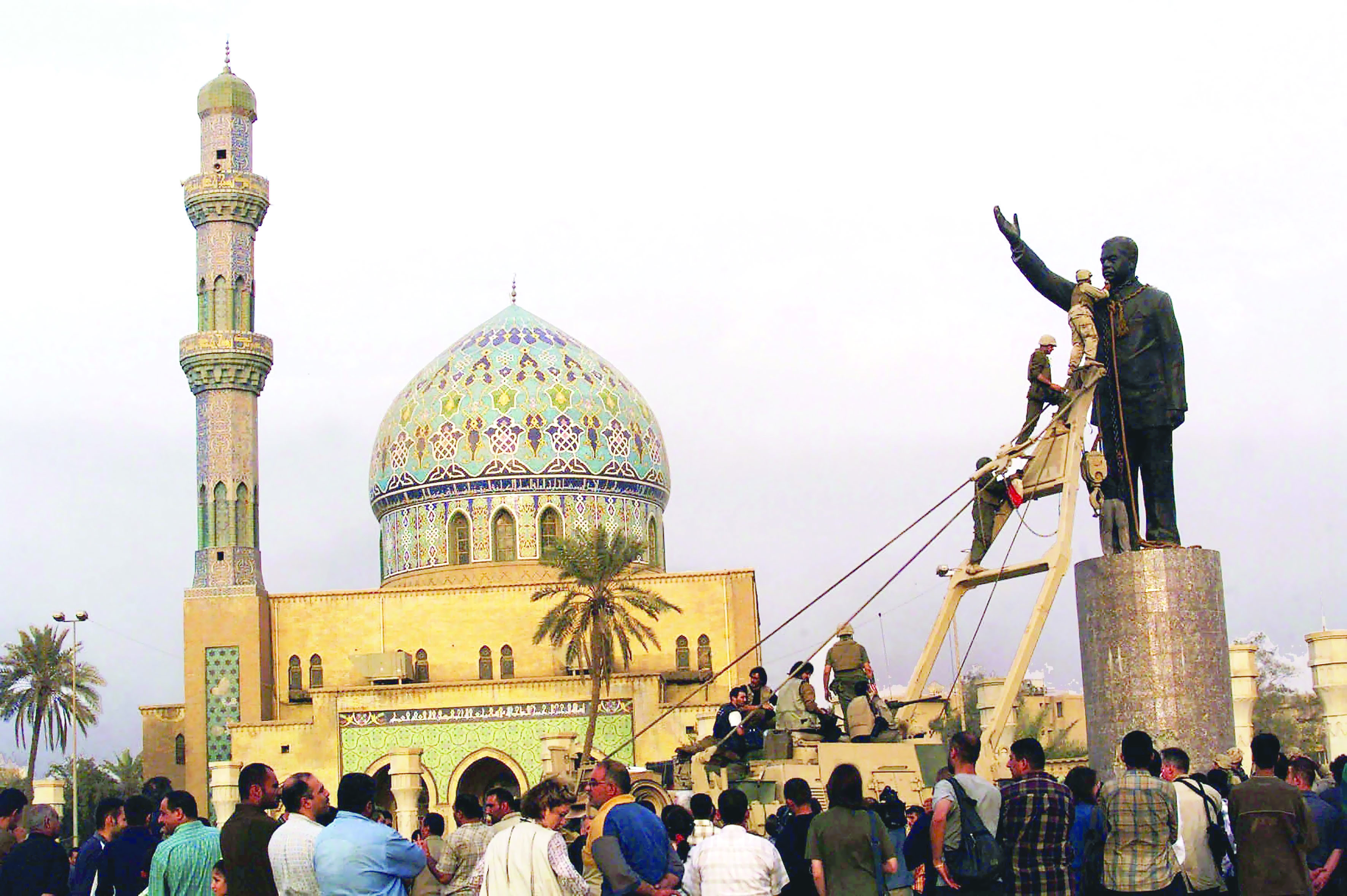 ساحة الفردوس شاهد على خراب العراق