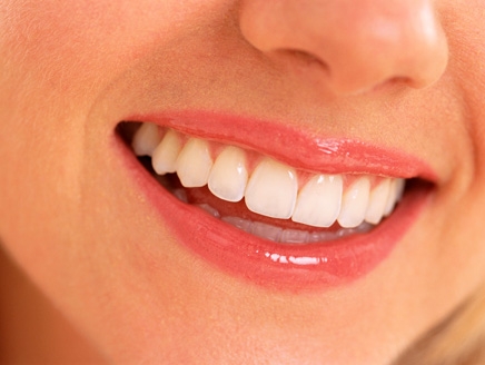 السكري والعناية بالأسنان: دليلك للاستماع بفم صحي