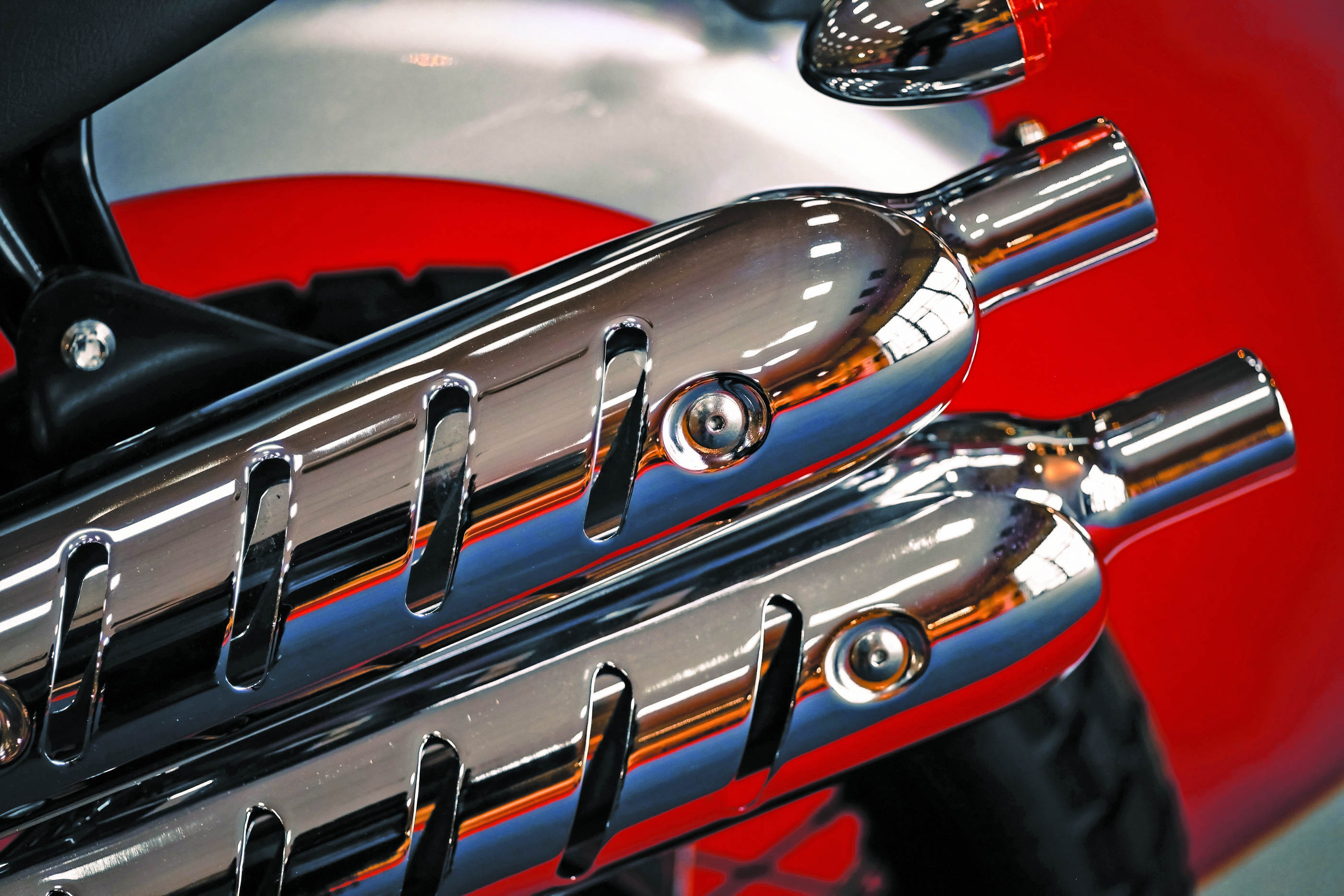 Motorbike DIY: Installing aftermarket exhaust