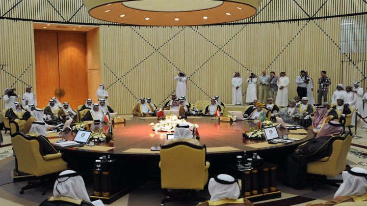 تقرير: دول مجلس التعاون الخليجي ستقترض  390 مليار دولار بحلول 2020م