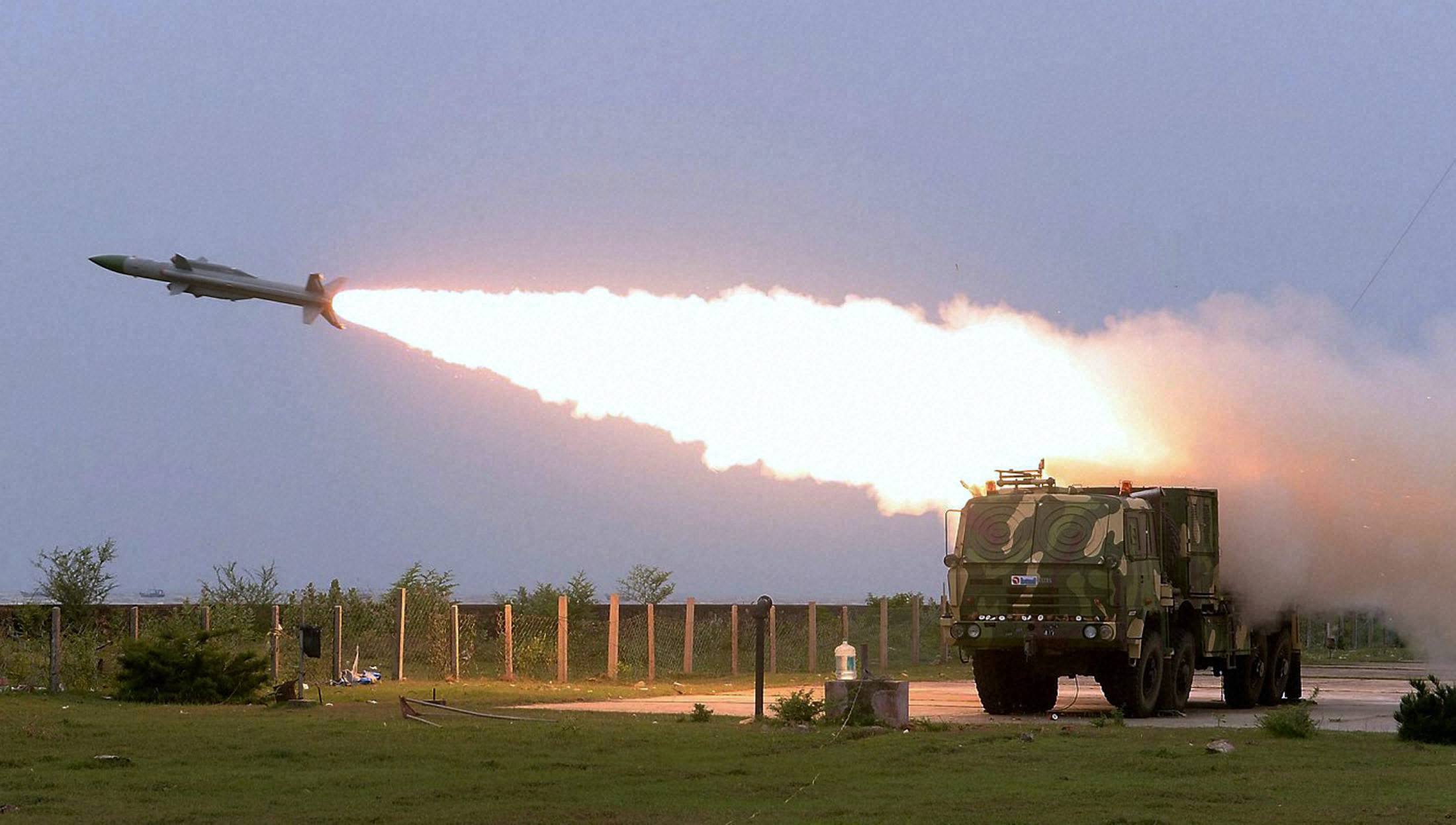 Akash missile test fired successfully for third consecutive day