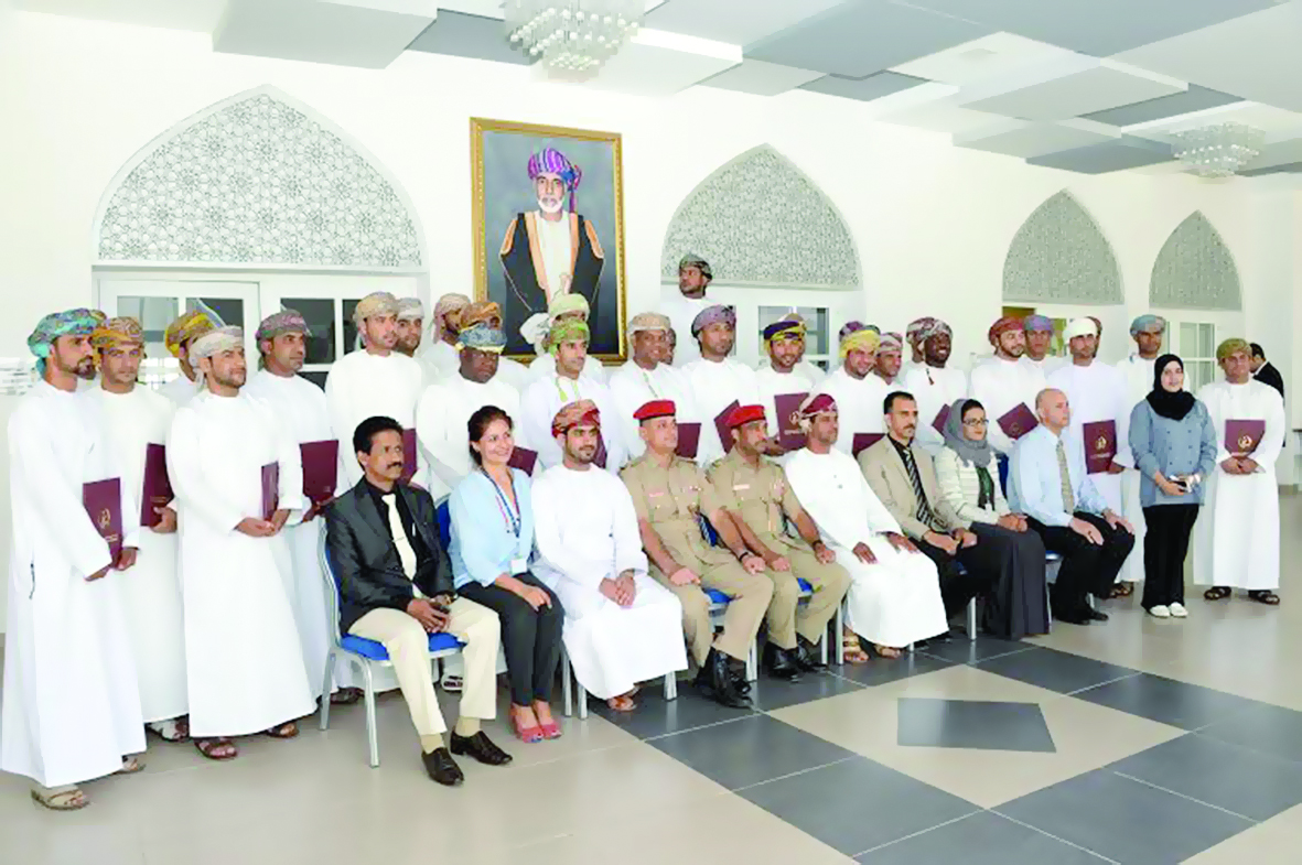 كلية عمان للسياحة تحتفل بتخريج 38 من رؤساء الطهاة