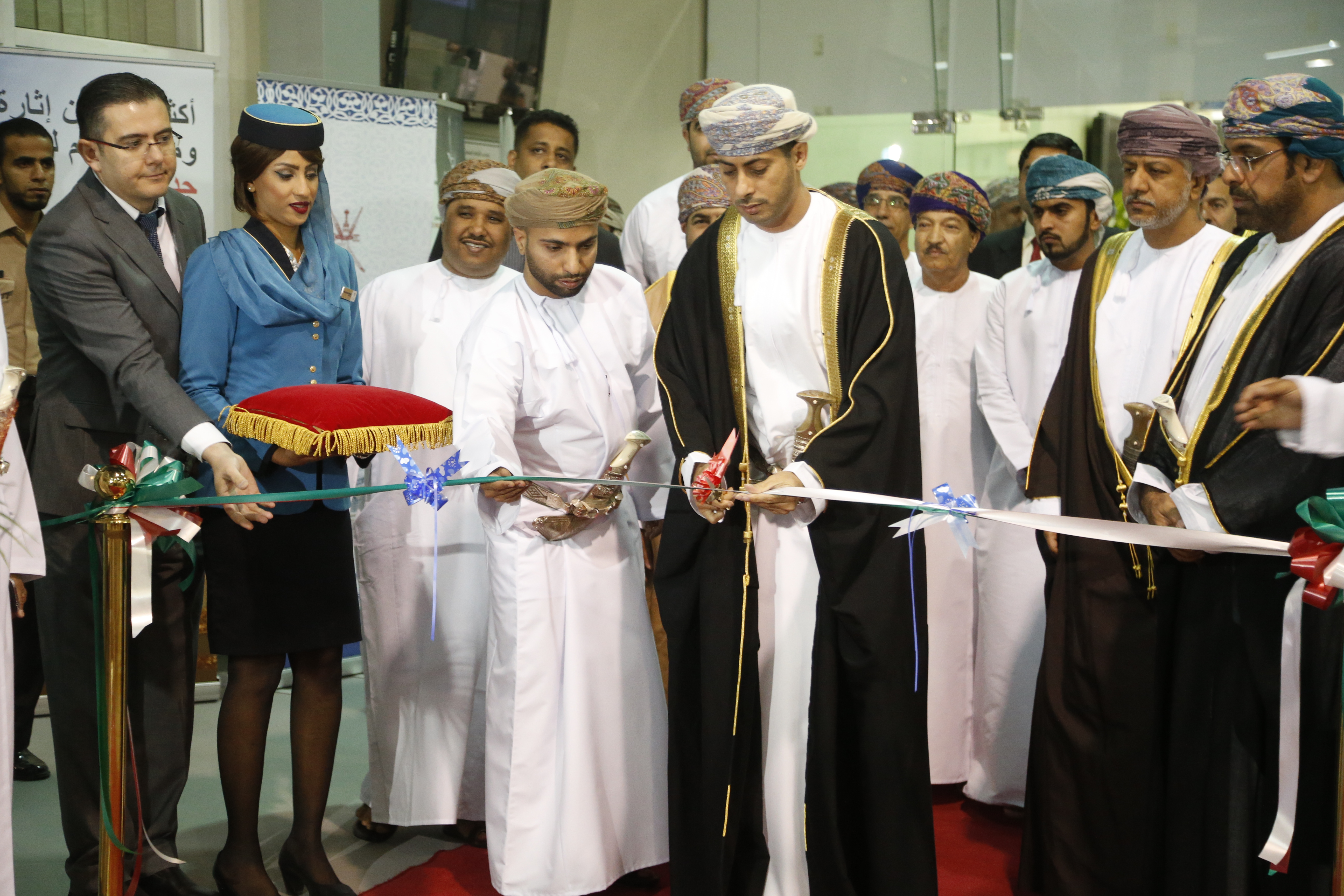 Sheikh Saad Al Saadi inaugurates Oman Sports Exhibition