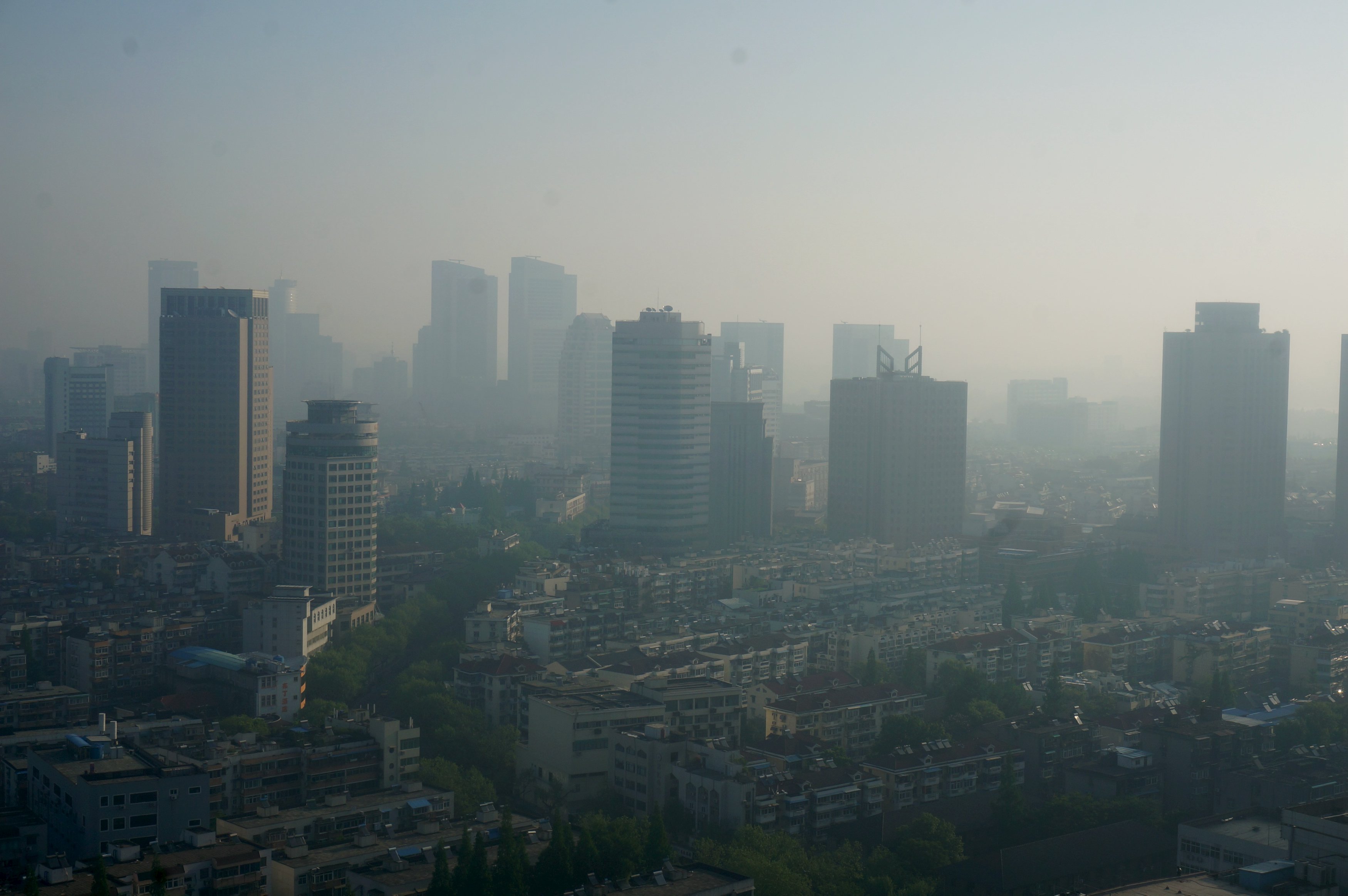 Air quality in eastern China improves but slips elsewhere: Greenpeace