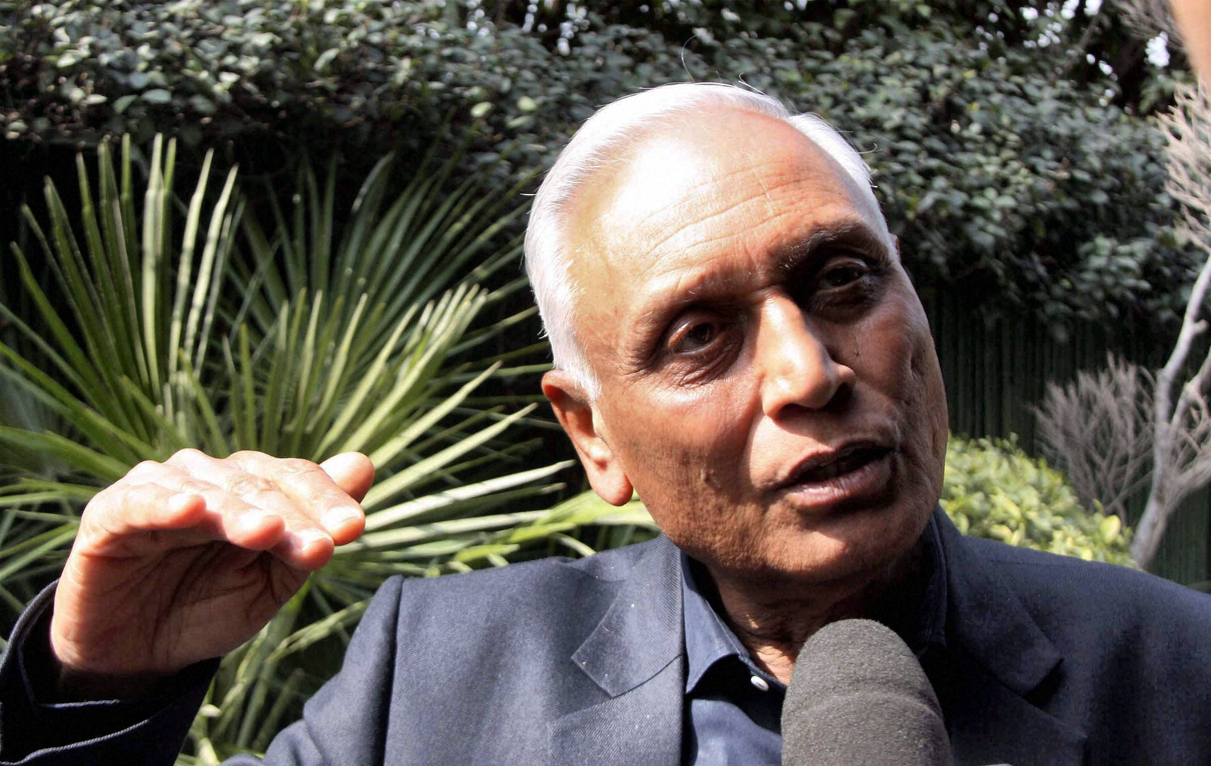 ED summons ex-Indian Air Force chief Tyagi in VVIP chopper deal