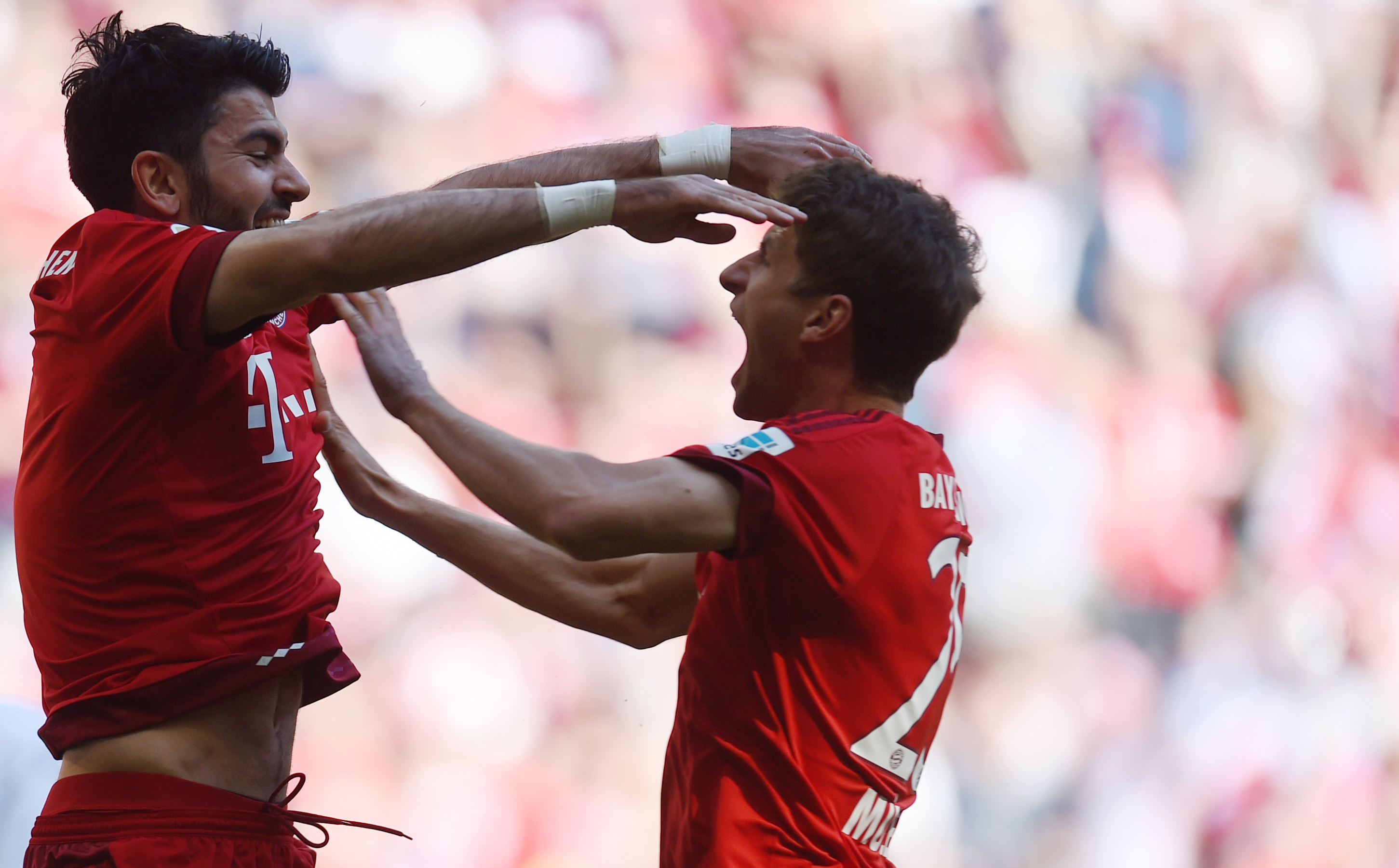Bayern made to wait for Bundesliga title after Gladbach draw