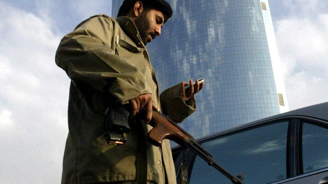 مقتل أجنبي في تفجير تبنّاه ما يسمى بـ"تنظيم الدولة" في السعودية