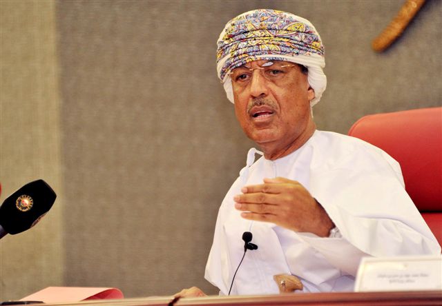 معالي درويش بن إسماعيل يتـوجــــه إلى البـــحــريــن