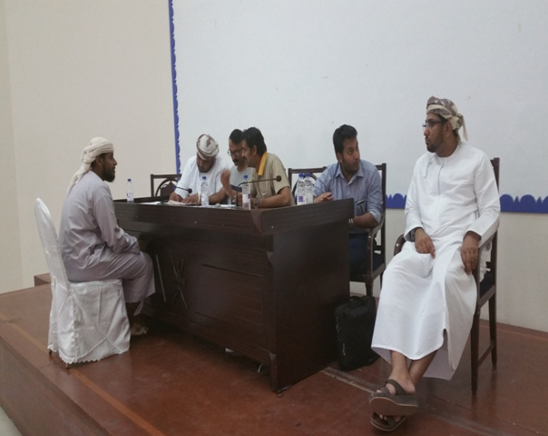 القوى العاملة تجري مقابلات توظيف