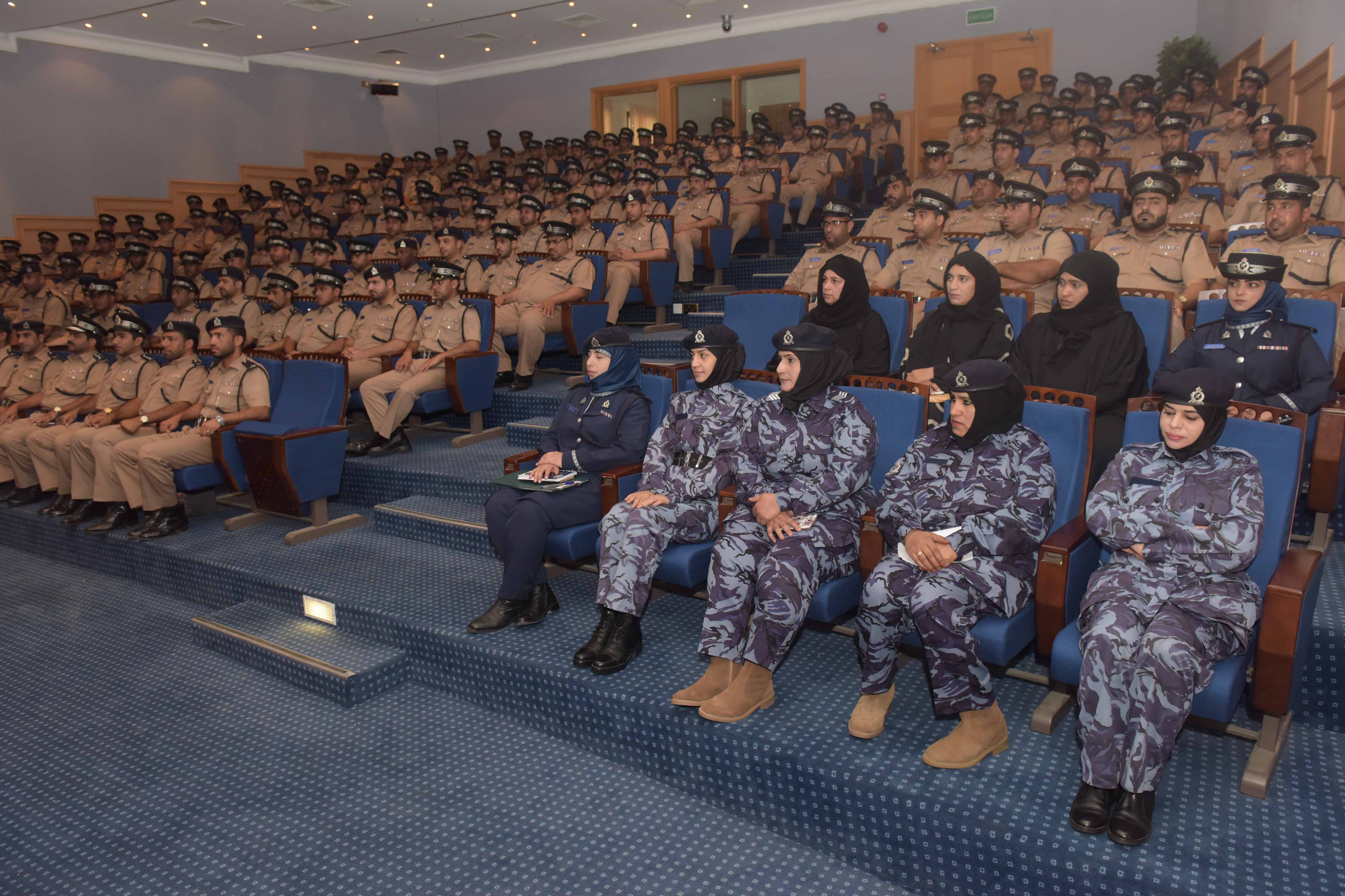 بدء دورة تأهيل وتطوير المهارات للرتب الأخرى بشمال الباطنة