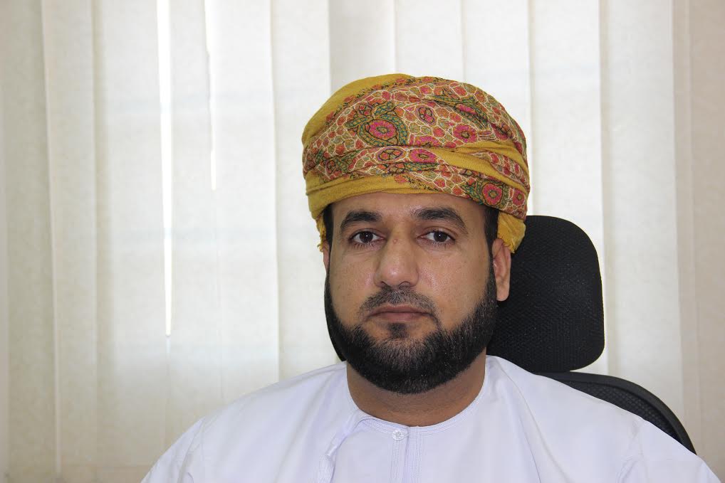 القوى العاملة بصحار تعين 371 باحثًا عن عمل في منشآت القطاع الخاص