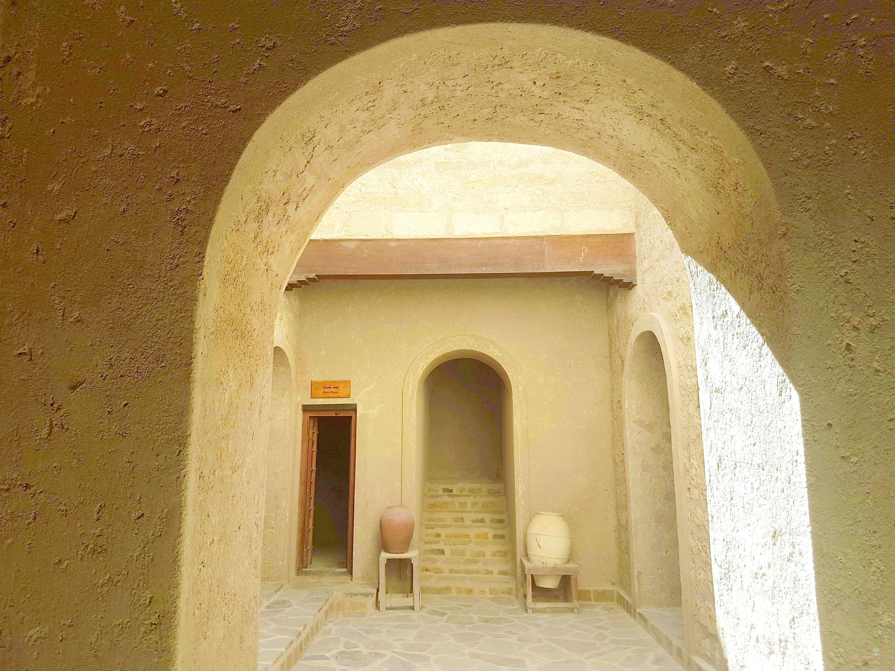 حصن مرباط

يجسد قوة الإنسان العُماني