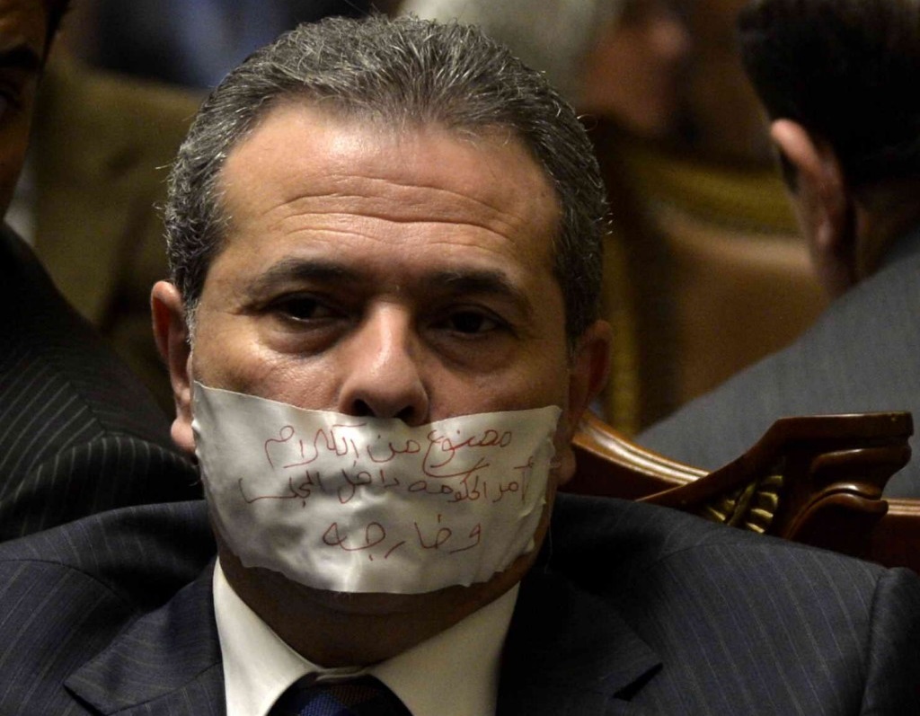 طليقة عكاشة تتسبب بسجنه لمدة شهرين في مصر‎