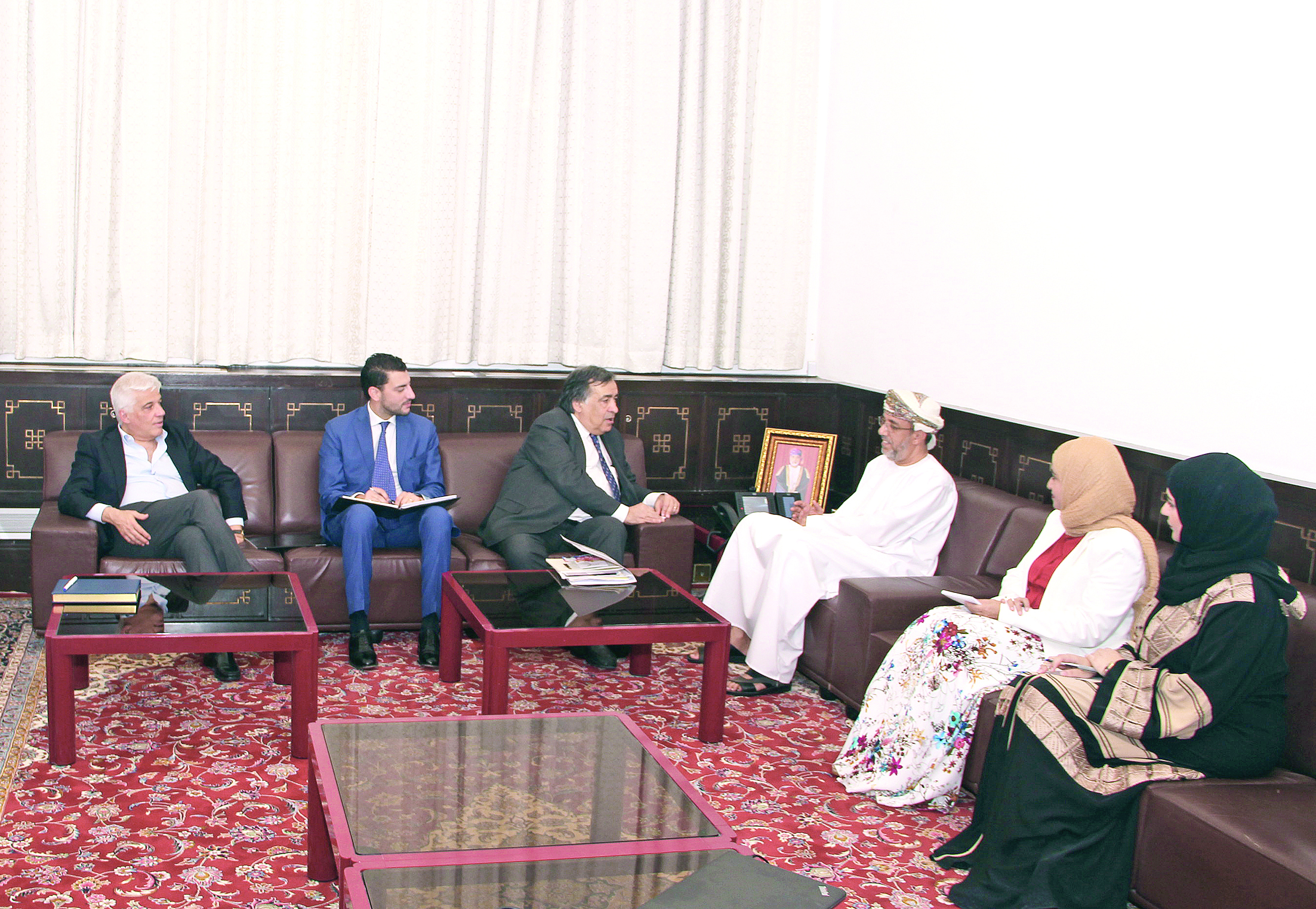 الريامي يستقبل عمدة مدينة باليرمو الإيطالية