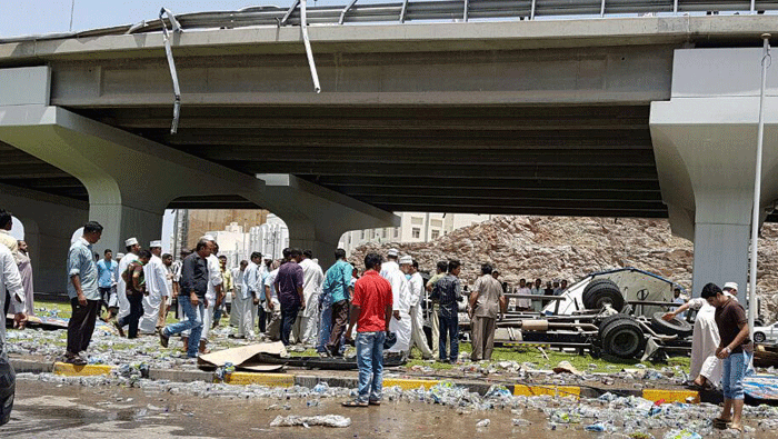 Speeding, overload, use of mobile phone caused Hamriya accident: Royal Oman Police