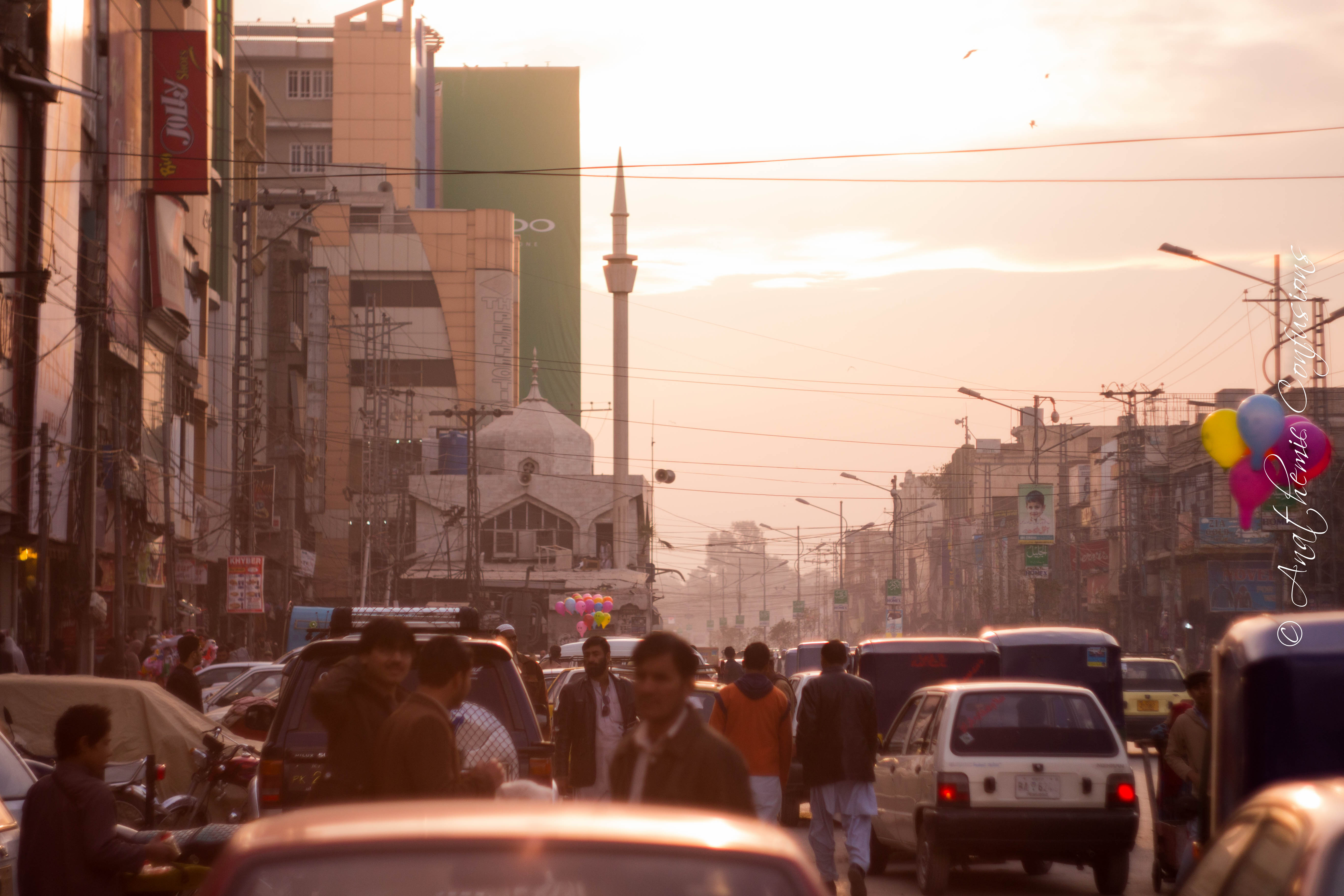 "بيشاور" الباكستانية أكثر المدن تلوثًا في العالم