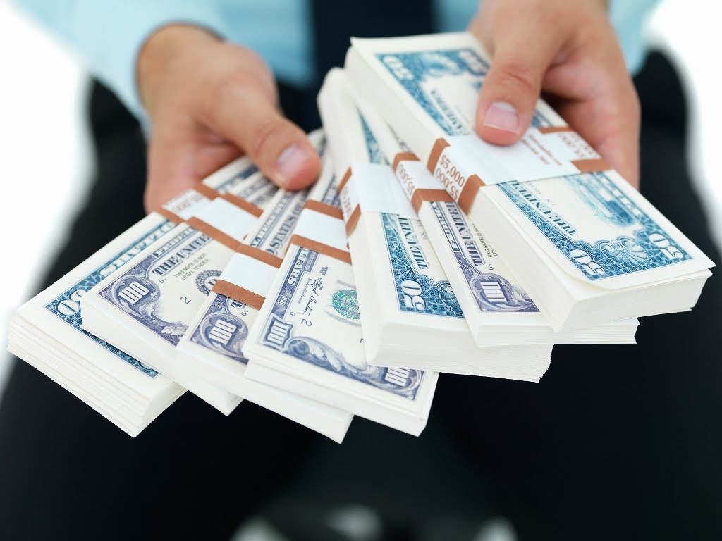 الأردن: (حساب بنكي ضخم) يظهر لمسن في دار الرعاية بعد وفاته