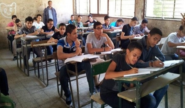 4 طلاب يشعلون النار بمدرستهم بعد منعهم من الغش