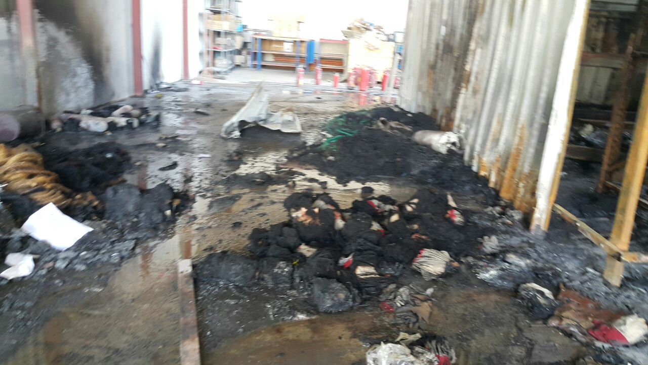 Massive fire breaks out in Baushar warehouse