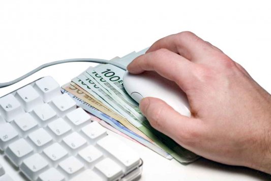 ثقة البنوك العمياء في شبكة سويفت للتحويلات المالية منفذ اللصوص لأموالها