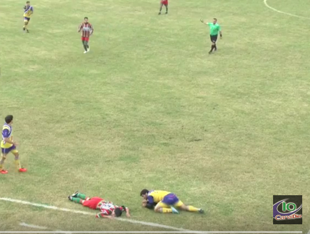 وفاة لاعب كرة قدم أرجنتيني بضربة في الرأس