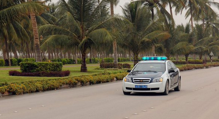 Oman crime: Man arrested for impersonating police officer
