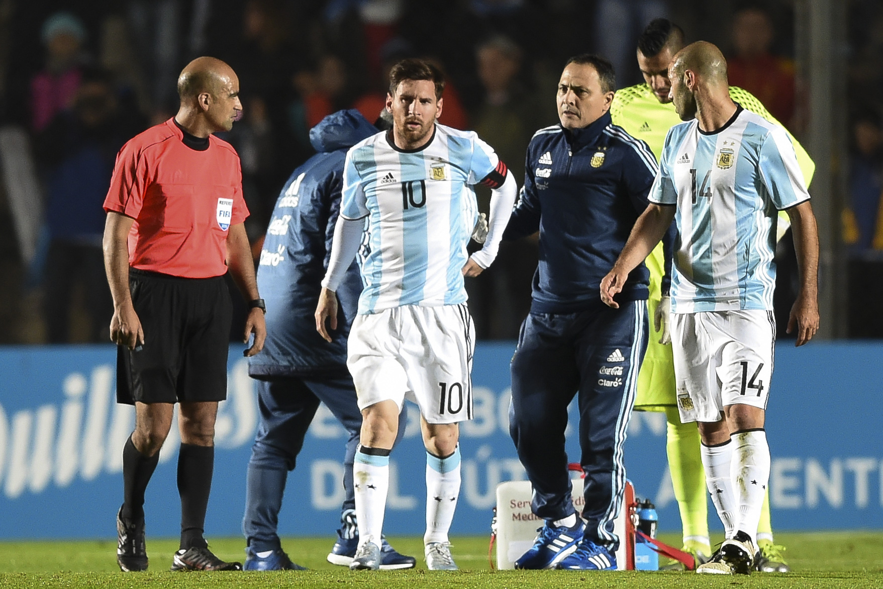Copa America: Messi worries Argentina with back injury
