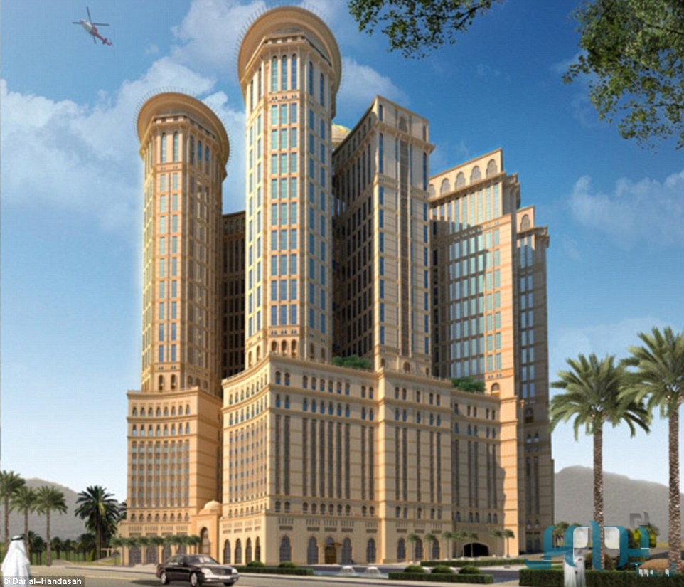 بالصور.أكبر فندق في العالم سيفتتح في مكة عام 2017