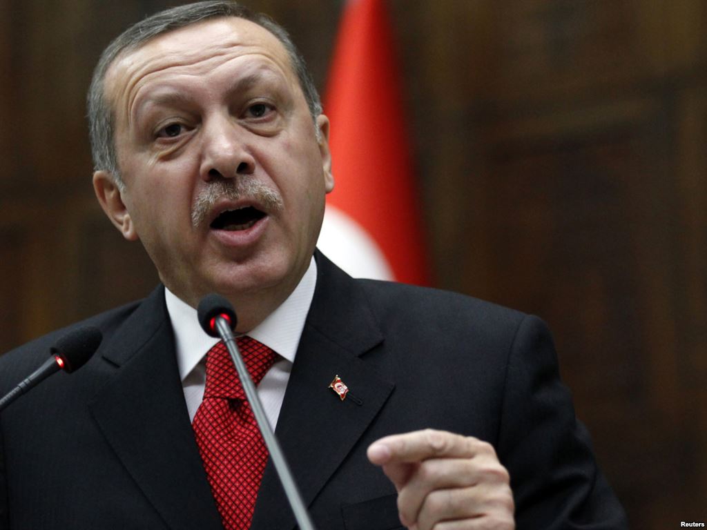 إردوغان: لن يحدث فراغ في الحكم في تركيا بعد تنحي داود أوغلو