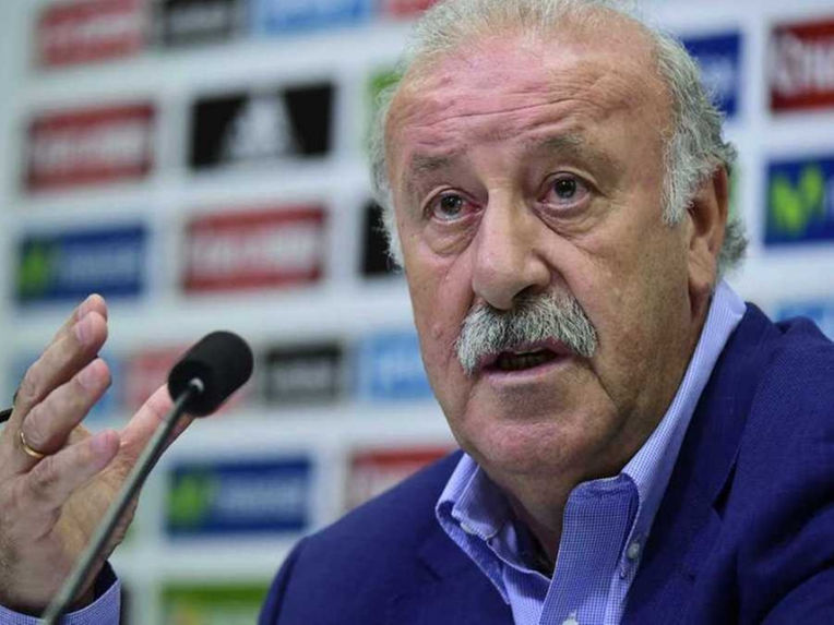 دل بوسكي يدافع عن أسلوب أداء المنتخب الأسباني ويؤكد تفاؤله للمستقبل