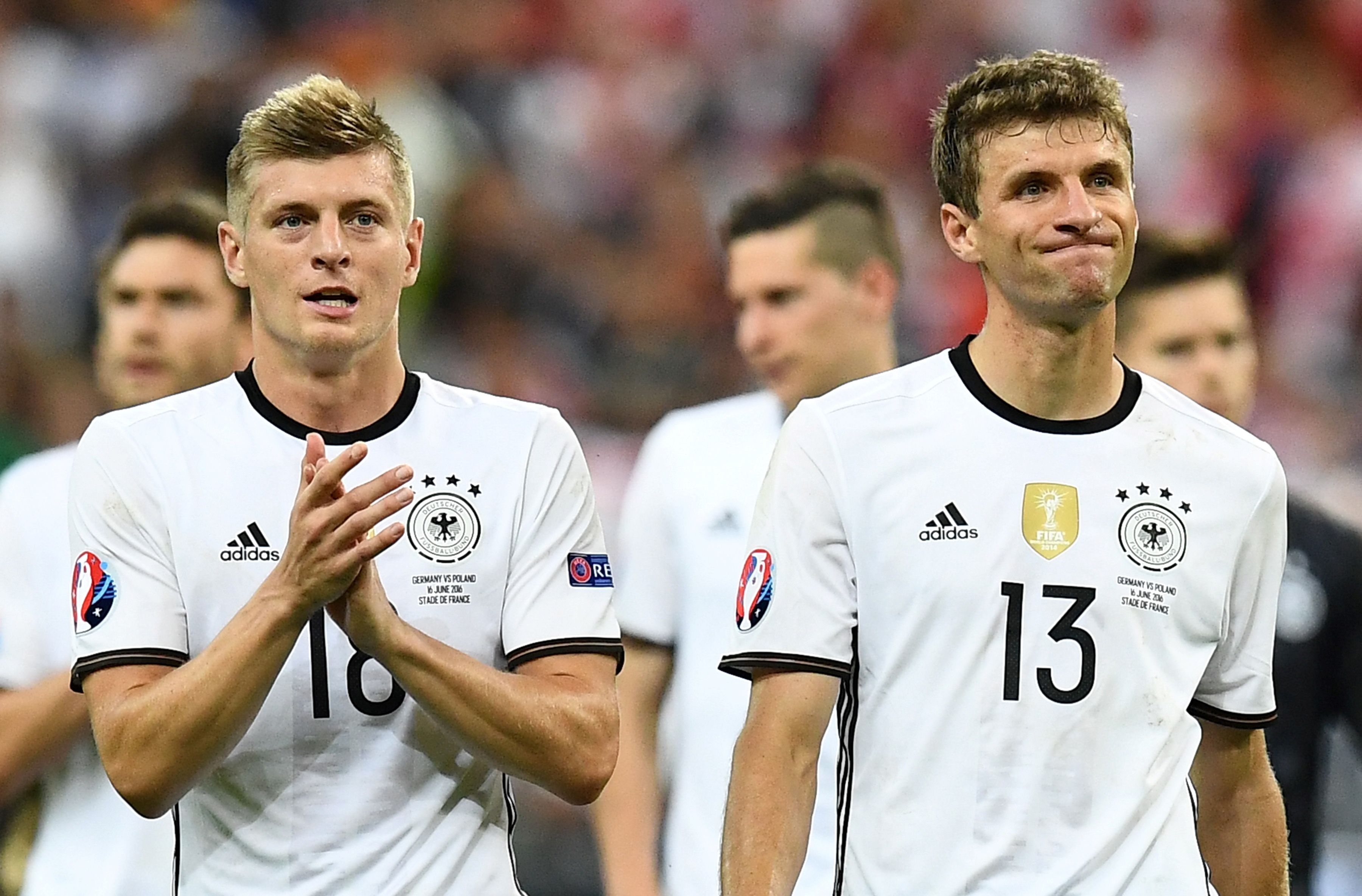 Euro 2016: Stubborn Poland hold uninspired Germany to goalless draw