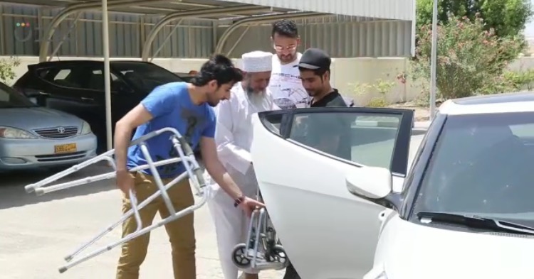 Elderly, handicapped to get equipment from volunteers in Oman