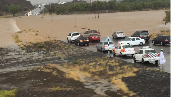 Oman weather: Four stuck inside vehicle rescued in Andam