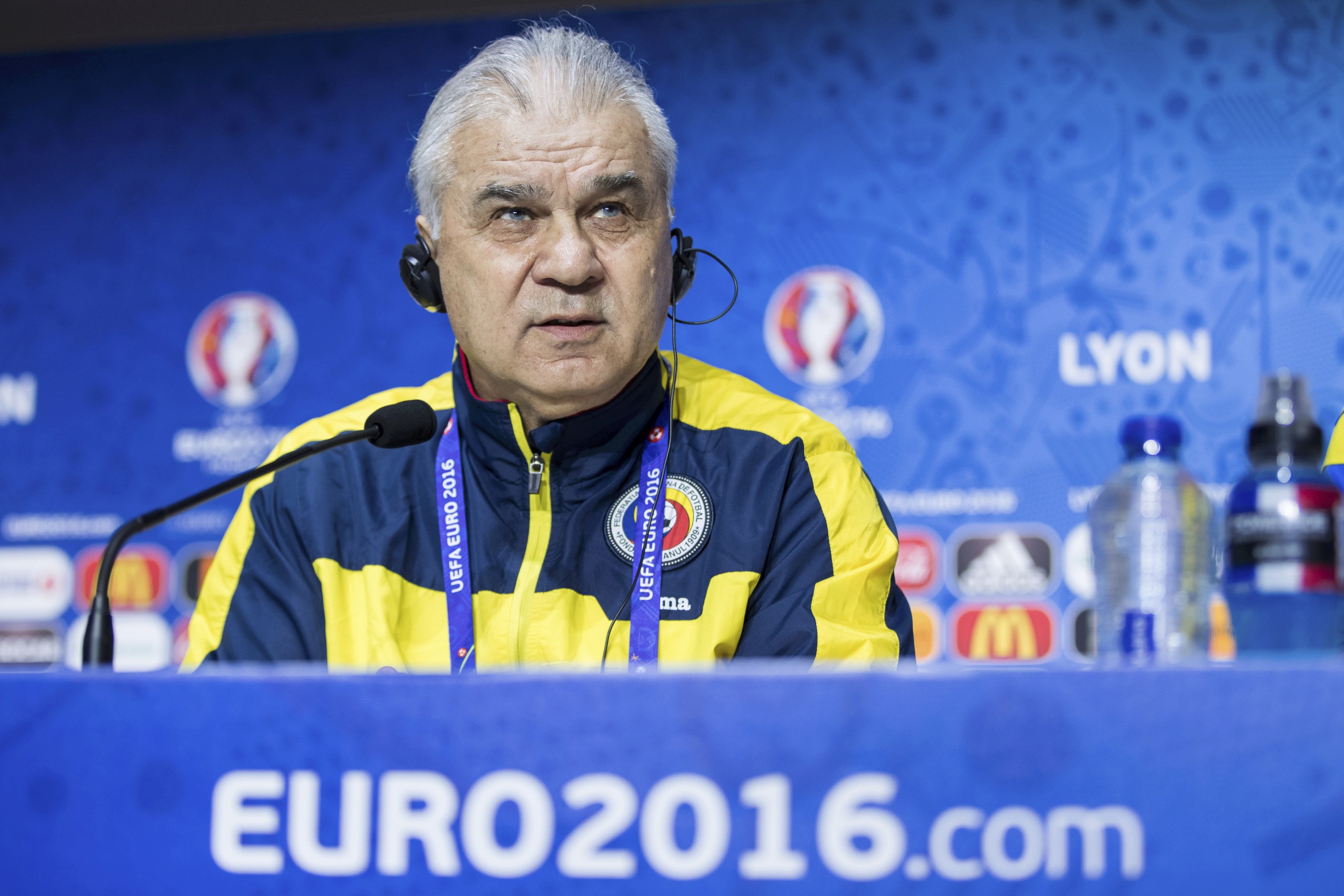 Euro 2016: Romania coach upset by training venue switch