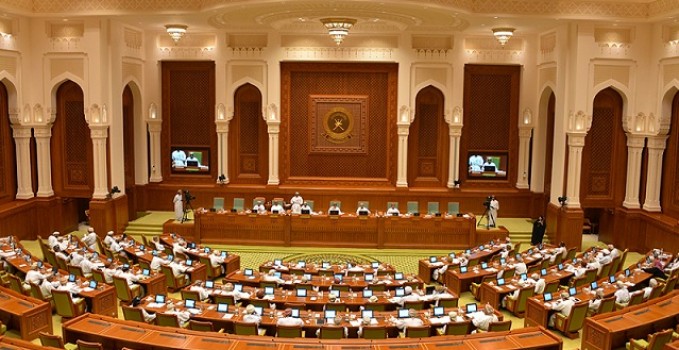 غداً.. "الدولة" يناقش مشروع قانون المستحضرات الطبية