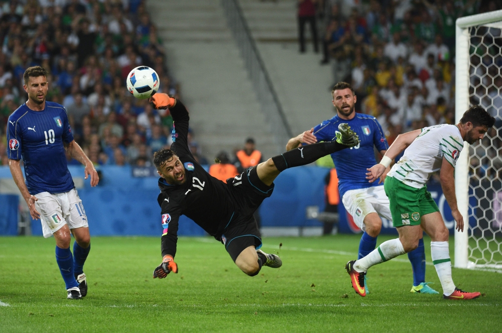 رأس برادي تصعد بأيرلندا للدور الثاني وتطيح بتركيا من (يورو 2016)