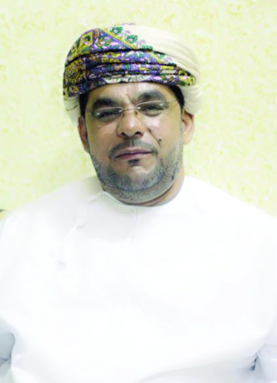 رئيس نادي صحار

سالم الحامدي: صحار بمن حضر